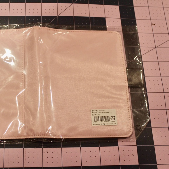 Hobonichi A6 Planner Cover - Picture 2 of 3